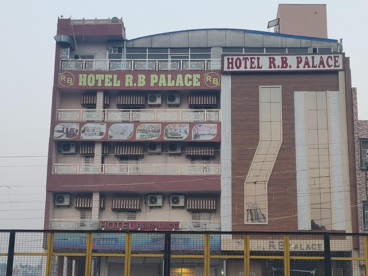 Hotel Rb Palace Dhaulpur Exteriér fotografie