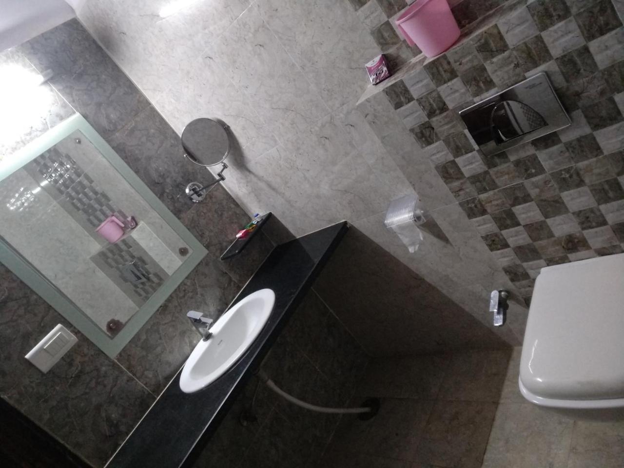 Hotel Rb Palace Dhaulpur Exteriér fotografie