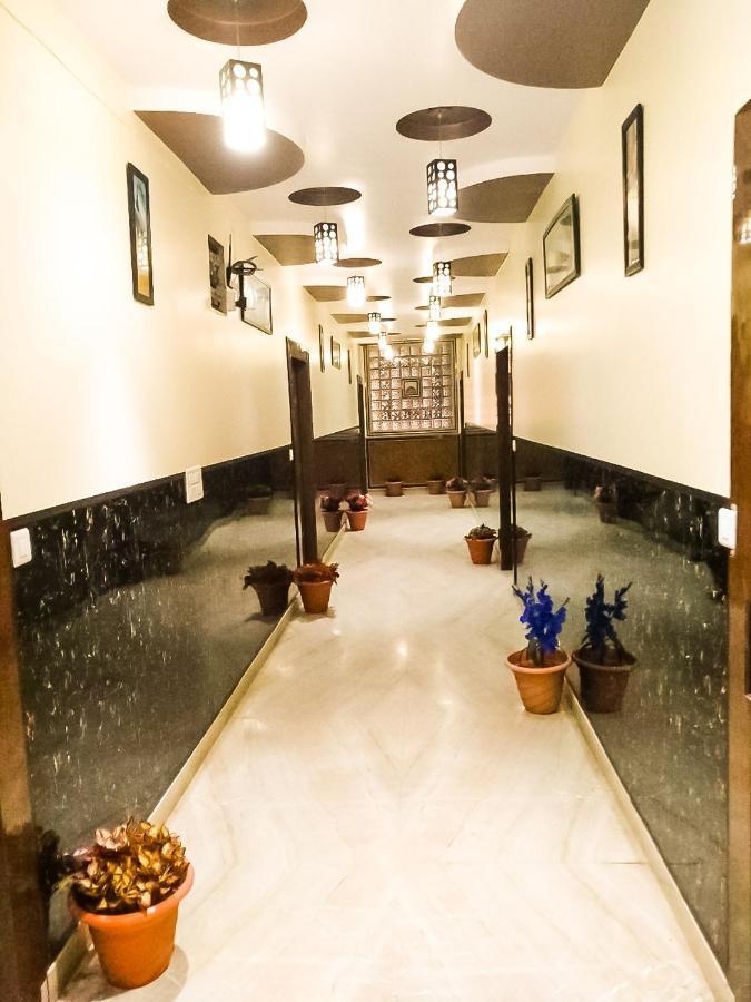 Hotel Rb Palace Dhaulpur Exteriér fotografie